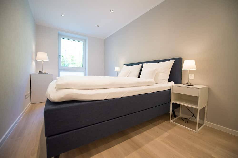 Ganze Wohnung, Ferienwohnung Sonnenuhr im Gästehaus C H Berres in Ürzig, Bernkastel-Kues & Umgebung