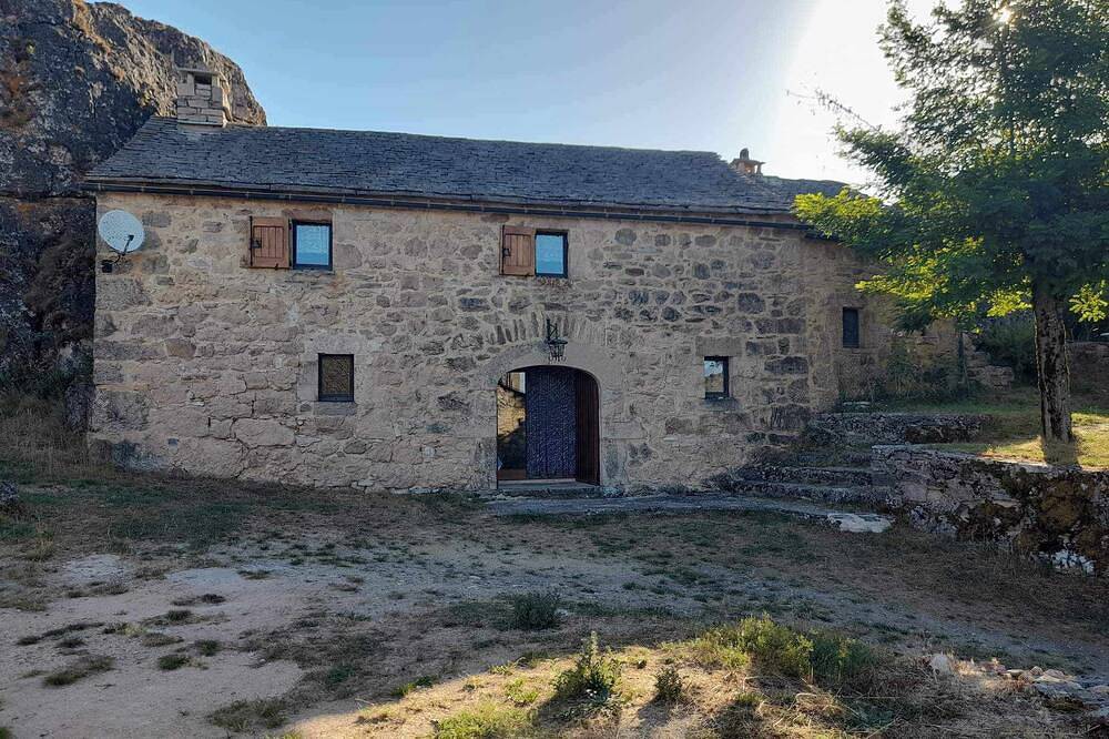 La Grange - Caussenarde House in Fraissinet-de-Fourques, Cevenas