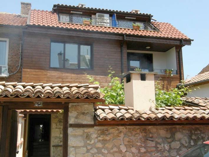 Maison d’hôte pour 3 personnes, avec balcon et jardin