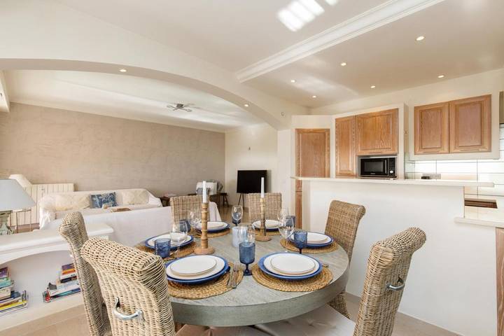Gîte pour 4 personnes, avec jardin ainsi que vue et piscine, animaux acceptés dans Croix Des Gardes - 4