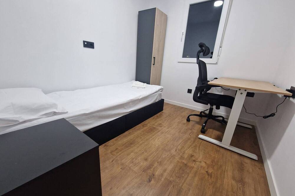 Appartamento intero, Spazioso appartamento con 3 camere da letto con balcone e aria condizionata a Castellón in Castellon de la Plana, Costa dell'Azahar
