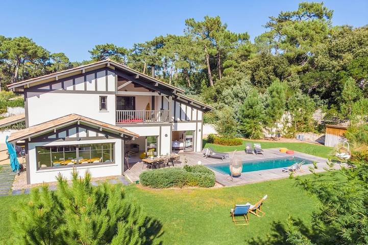 Villa pour 10 personnes, avec balcon et jardin dans Pyla-sur-Mer