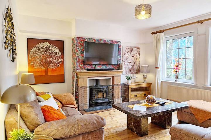 Cottage for 10 people, with Balcony and Garden in Bosham