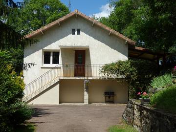 Chambre d’hôte pour 2 personnes, avec jardin à Saint-Martial-de-Valette