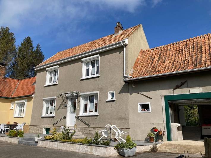 Gîte pour 5 personnes, avec jardin et vue à Quesques