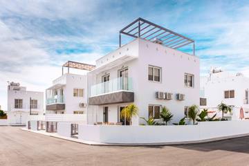 Villa With Pool for 6 People in Ayia Napa, South Cyprus, Photo 1