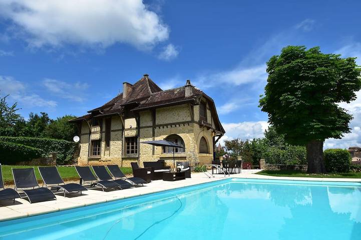 Chalet para 10 personas, con terraza y jardín - 1