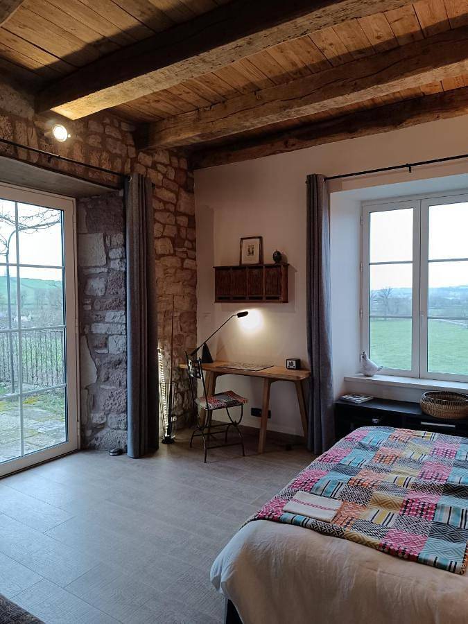 Queen Room with Garden View in Onet-le-Château, Aveyron