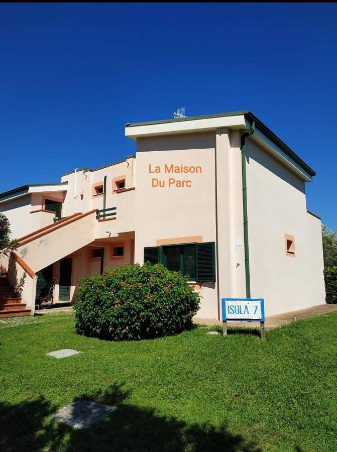 Appartamento per 4 persone, con Terrazza e Giardino nonché Piscina e Panorama a Sant'Andrea Apostolo dello Ionio