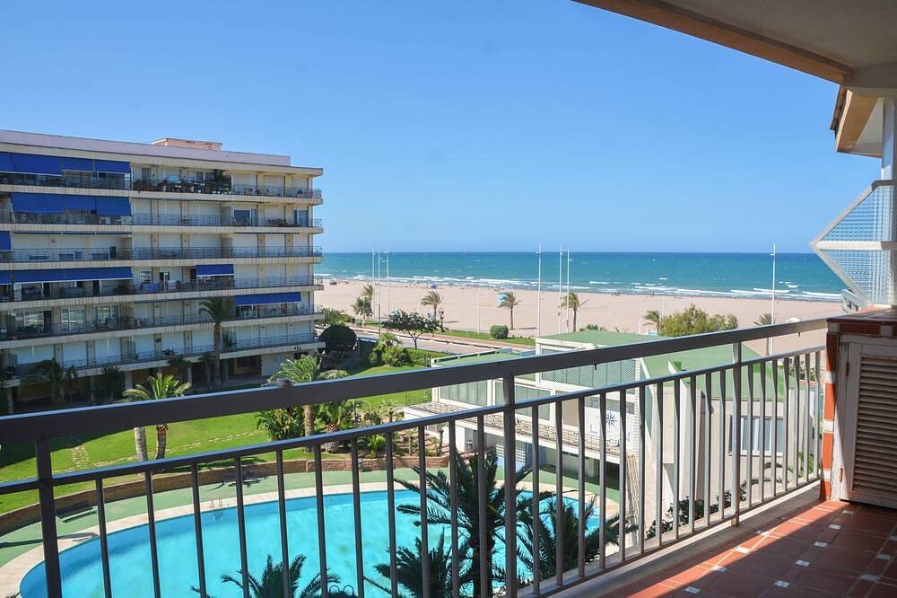 Entire apartment, R o m p e o l a s  -  S o l o   f a m i l i a s in Playa de Gandía, Costa de Valencia