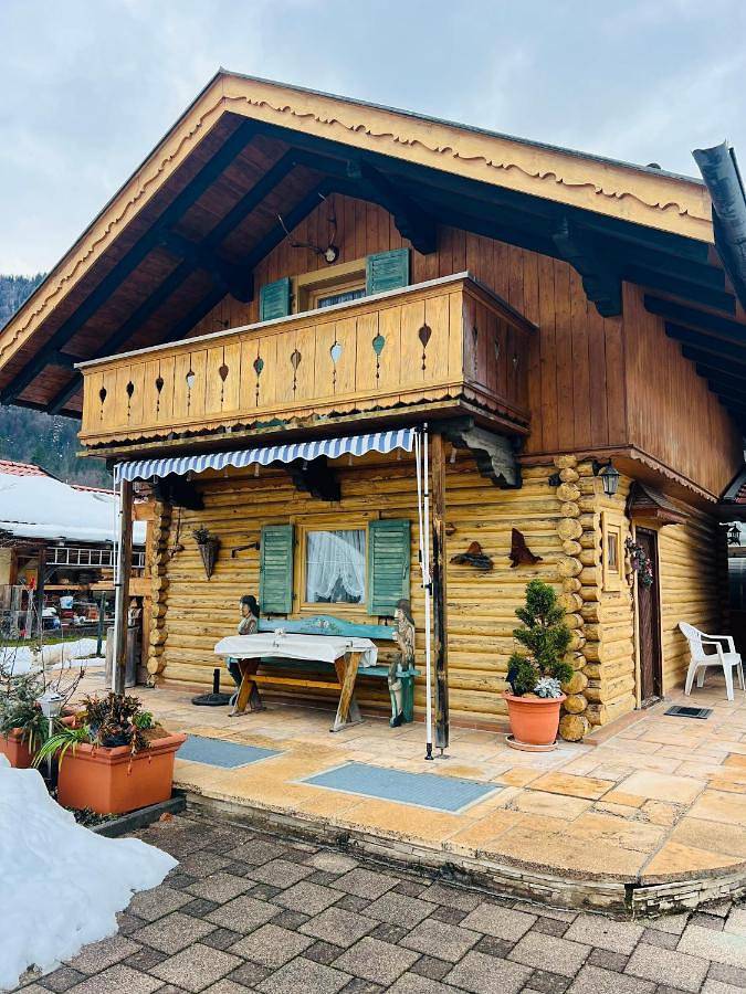 Ferienhaus für 3 Personen, mit Balkon und Terrasse sowie Garten in Oberau