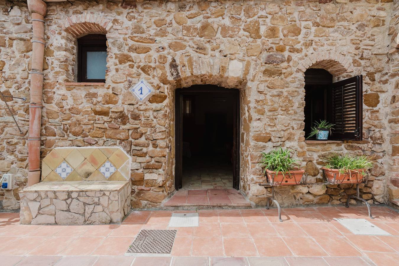Agriturismo Ponte Calatrasi Room 'Quadruple 1' with shared pool, Wi-Fi and air conditioning in Monreale, Palermo Province
