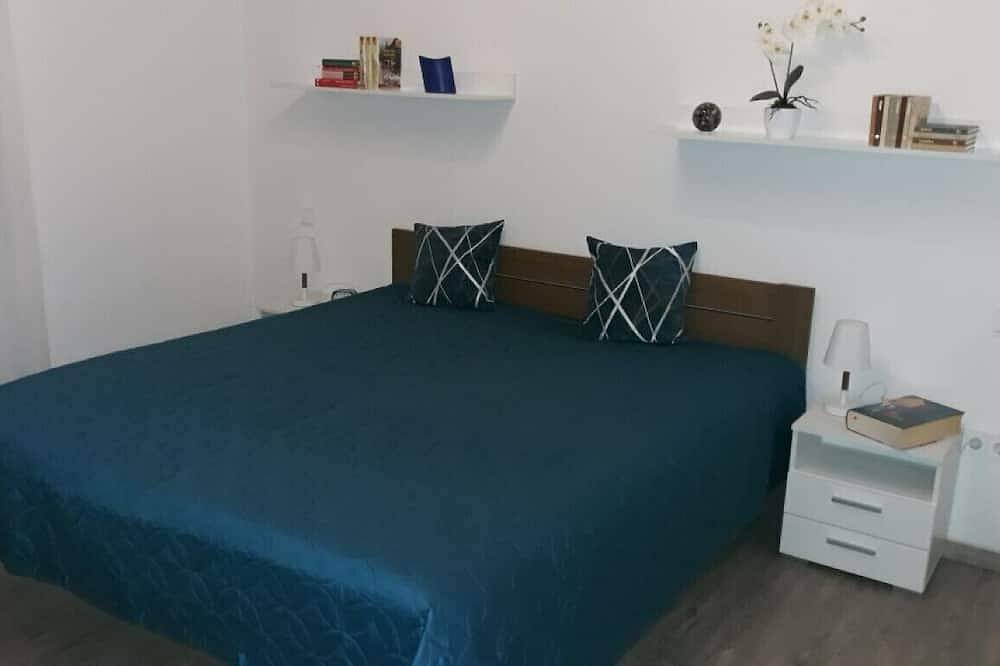 Ganze Wohnung, Ferienwohnung (65qm) mit großer Terrasse in Hofheim in Unterfranken, Landkreis Haßberge