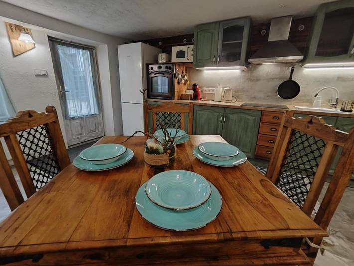 Gîte pour 4 personnes, avec terrasse, animaux acceptés dans Pilisvorosvar