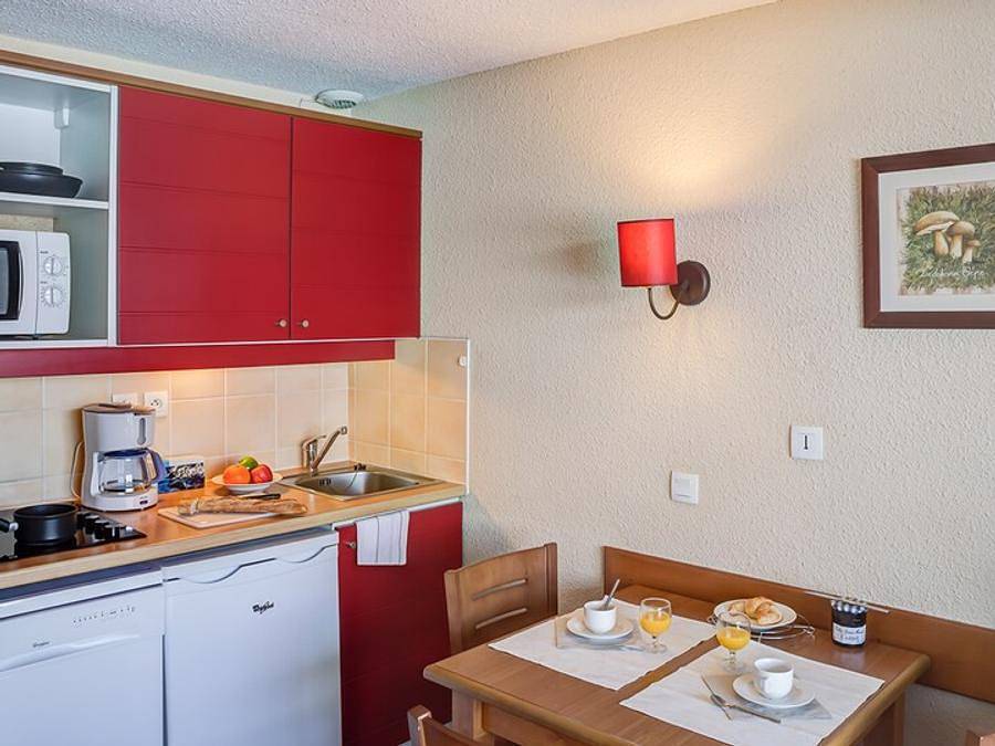 Pierre & Vacances Résidence Le Sequoïa - Appartement 2 personnes - Studio Standard in Bolquère, Parc naturel régional des Pyrénées catalanes