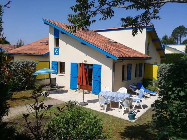 Gîte pour 6 personnes, avec piscine