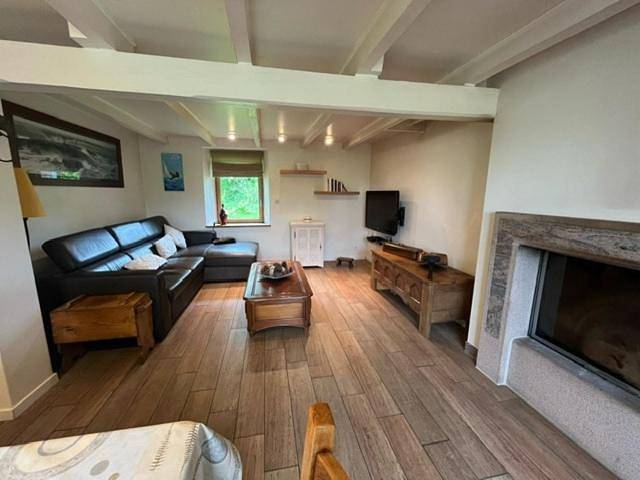 Location de vacances pour 10 personnes, avec terrasse dans Saint-Hervé