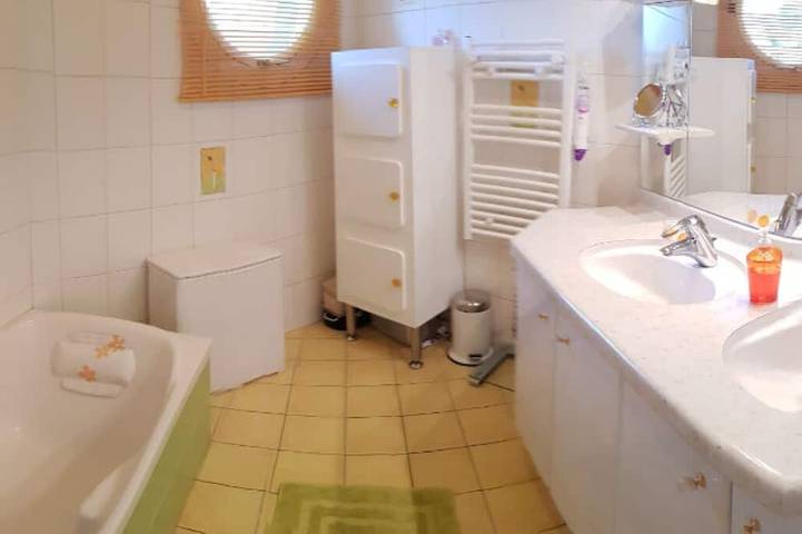 Location de vacances pour 4 personnes, avec jardin et terrasse, animaux acceptés à Plaintel - 4