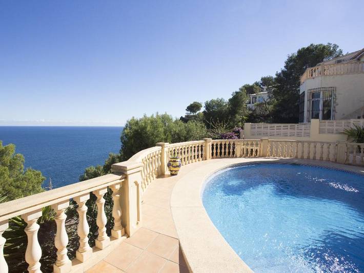 Chalet para 4 personas, con Terraza además de Jacuzzi y Jardín en Marina Alta
