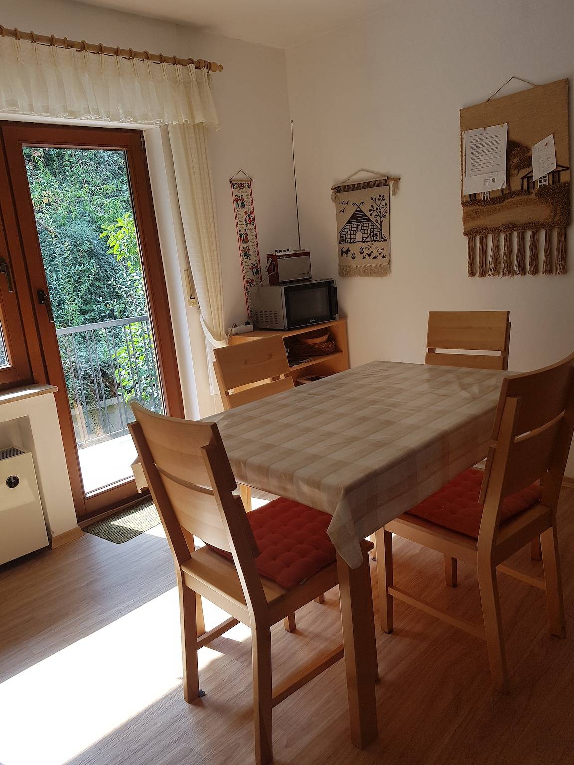 Ganze Wohnung, Gästehaus Karbach-Ferienwohnung Schönburg mit Rheinhöhenblick in Oberwesel, Mittelrhein