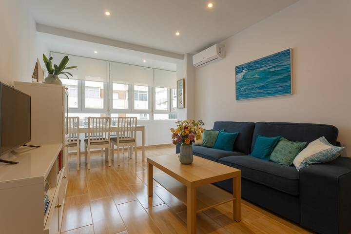 Apartamento entero, Casa Ros Playa (free parking) in Playa de Cortadura (Poniente) (Cádiz), Cádiz