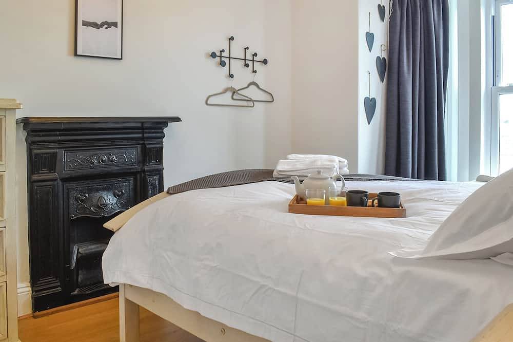 3 bedroom accommodation in Tintagel in Tintagel, Pentire Point - Widemouth