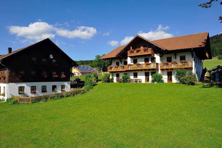 Apartamento entero, Beim Beckerbauern - 1 x 48 qm Storchennest in Sankt Englmar, Baviera Oriental
