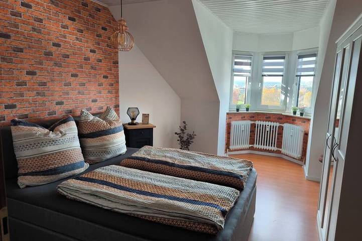 Ganze Wohnung, Ferienwohnung überm See in Bad Weißenstadt, mit Blick über dem See-Boardinghaus in Weißenstadt, Landkreis Wunsiedel im Fichtelgebirge