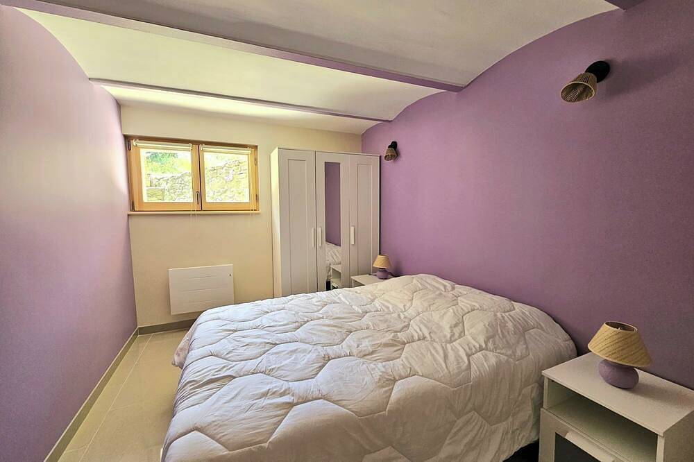 Gîte de la Fruitière : Piscine et charme ardéchois in Saint-Vincent-de-Barrès, Privas (arrondissement)