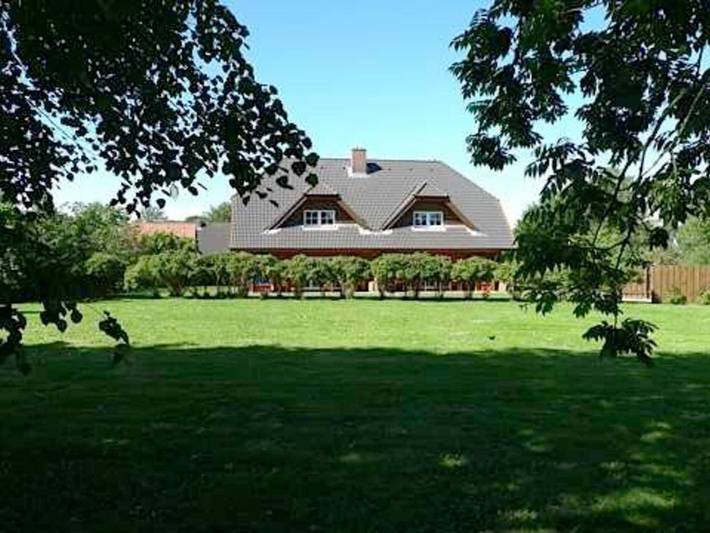 Ferienwohnung für 5 Personen, mit Terrasse und Garten sowie Ausblick in Lemkendorf