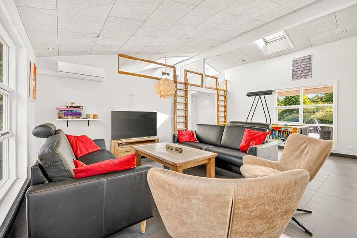 Ferienhaus für 14 Personen, mit Balkon/Terrasse und Whirlpool sowie Pool und Sauna in Filsø See - 4