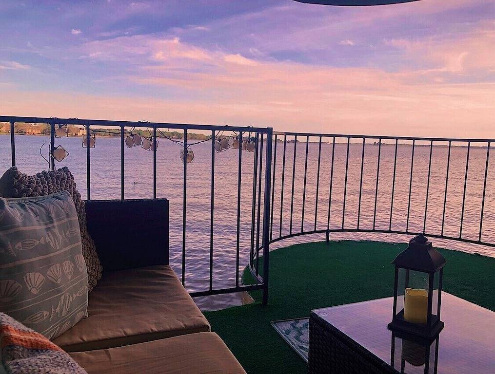 Ganze Wohnung, The Lakeside Getaway - neu renovierte Wohnung am Lake Conroe in Lake Conroe