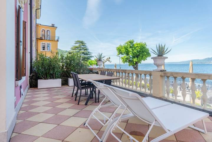 Apartamento inteiro, Apartmentsgarda - Bavaria 6 in Pai (Lago de Garda), Torri del Benaco