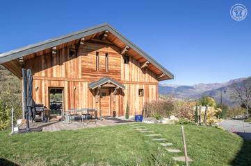 Gîte pour 8 personnes, avec balcon et jardin dans Doucy-Combelouvière