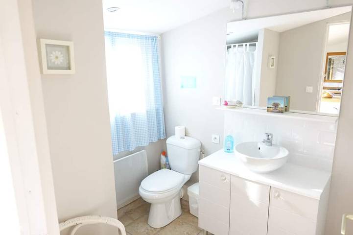 Gîte pour 2 personnes, avec terrasse et jardin à Barenton - 4