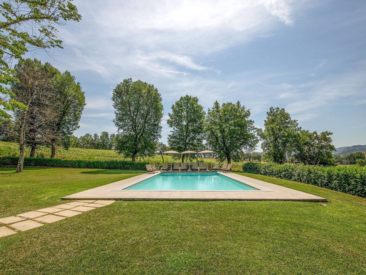 Villa Eleganza - Villa Eleganza mit Pool, Hund erlaubt und Garten in Poppi, Casentino