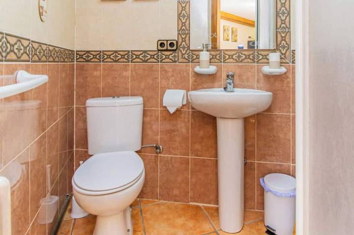 Apartment for Couples in the Pyrenees - Garden & Parking in Sabiñánigo, Pyrénées Aragonaises