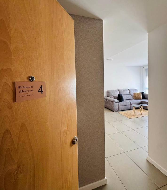 Escapadas de fin de semana para 9 personas, con vistas y terraza en Albarracín