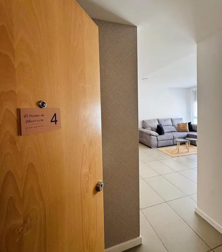Apartamento de vacaciones para 9 personas, con terraza y vistas - 1