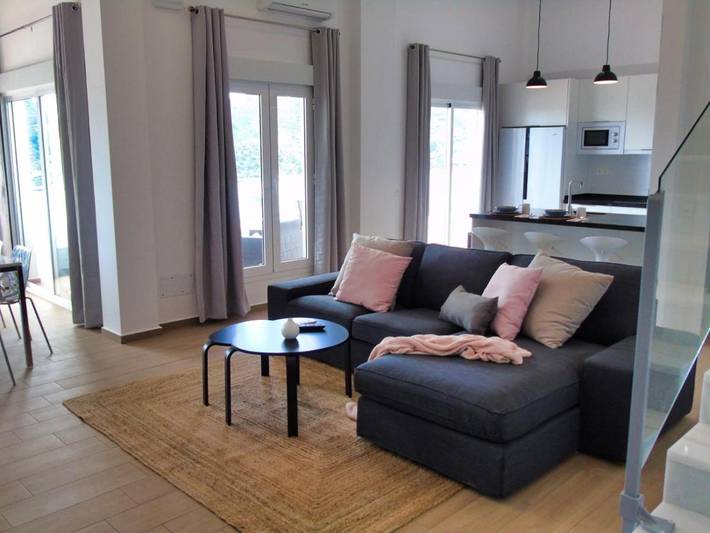 Casa rural para 10 personas, con vistas además de piscina y terraza en Canillas de Albaida - 4