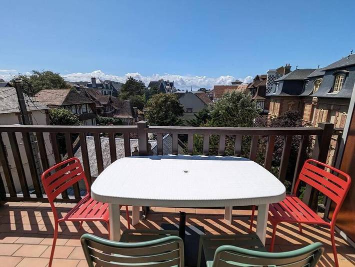 Gîte pour 4 personnes, avec vue et terrasse dans Casino d'Houlgate - 3