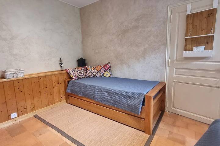 Gîte pour 4 personnes, avec jardin et piscine à Bréhémont - 4