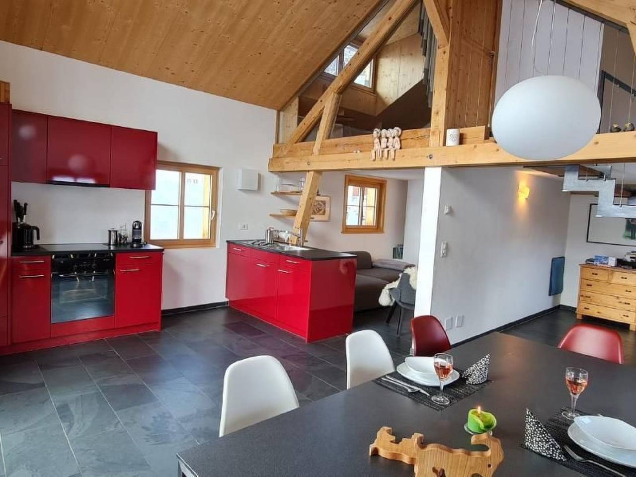 Ganze Wohnung, Hochwertige Wohnung "Vista" mit Panoramablick in Ftan, Unterengadin