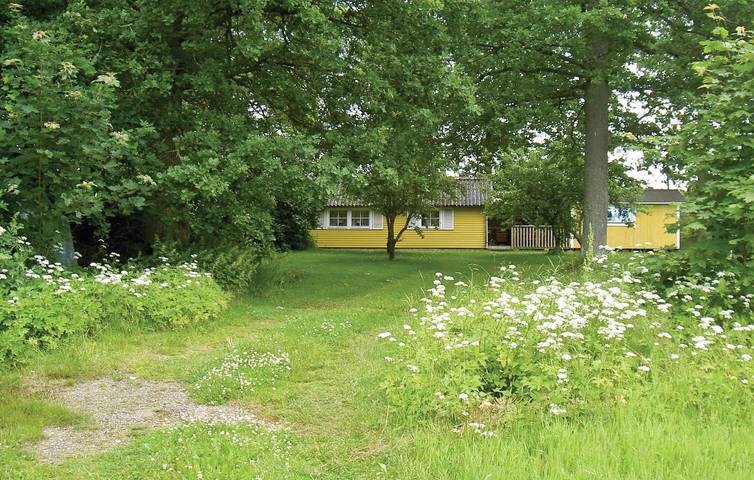 Ferienhaus für 4 Personen, mit Terrasse und Garten sowie Seeblick in Ljungby - 2