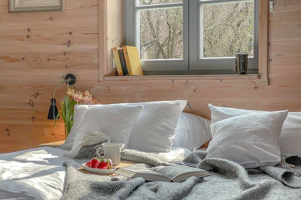 Traumhaff® Kuscheliges Segelmacherhaus, Sauna, Boot, Kachelöfen, 400 zum Wasser in Rieth am See, Luckow