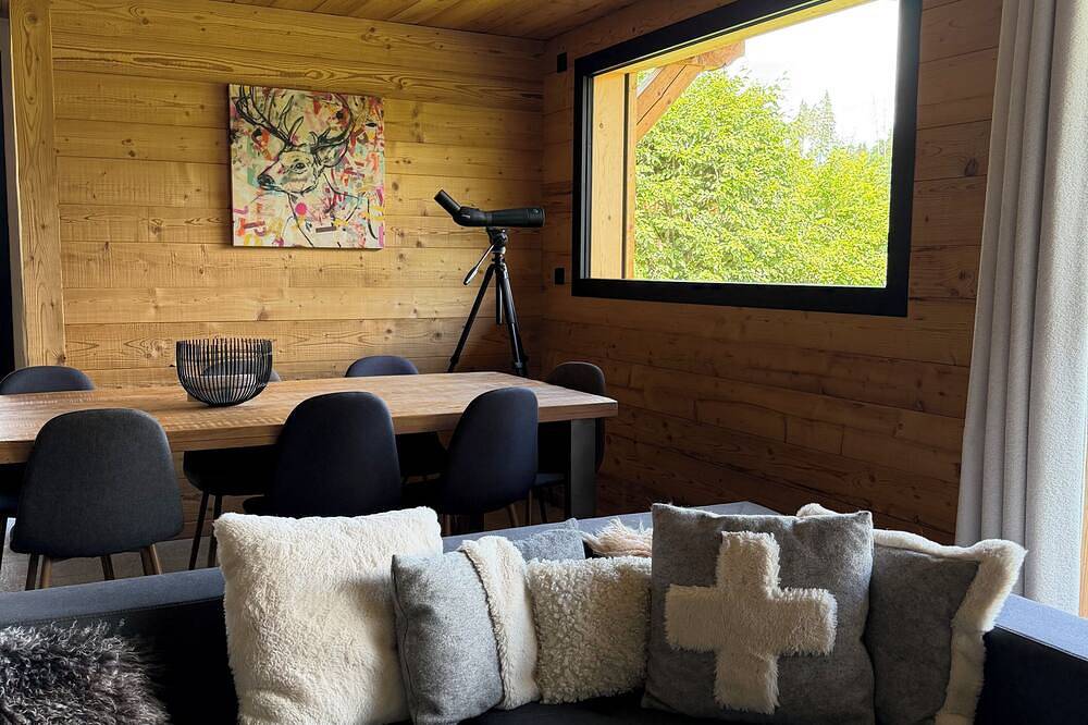 Chalet chaleureux face au Mont-Blanc, proche Cordon, Combloux & Megève in Sallanches, Pays du Mont-Blanc