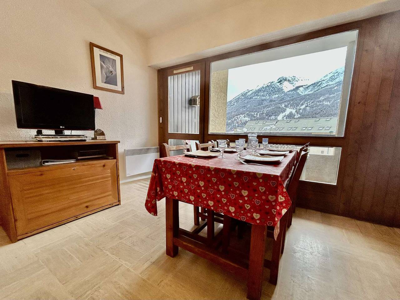 Apartamento entero, Apartamento 2 piezas con alcoba para 6 personas, cerca de pistas de esquí en Le Monêtier-les-Bains in Le Monêtier-les-Bains, Serre Chevalier