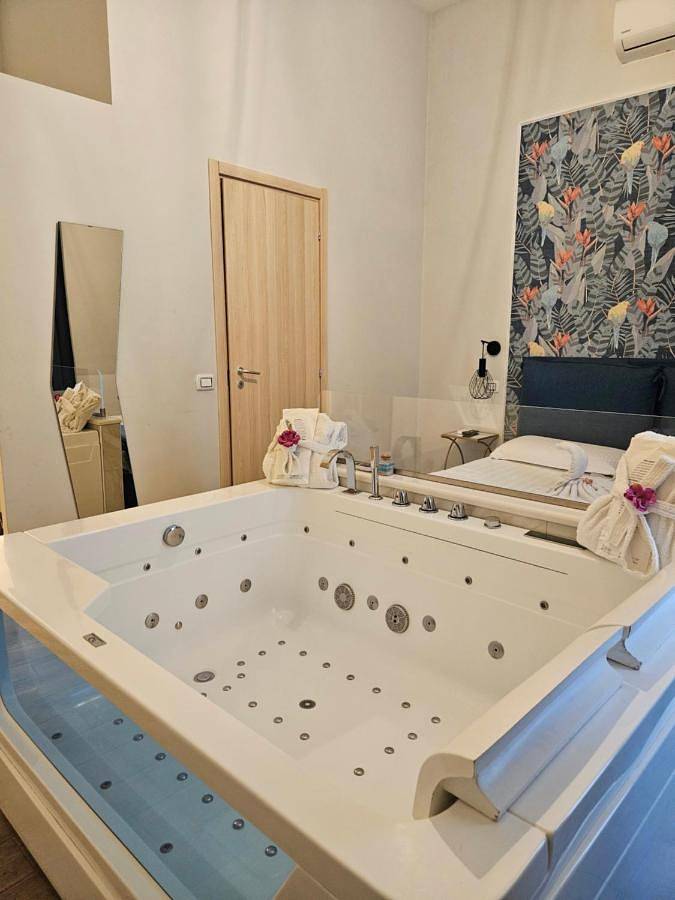 Deluxe Quadruple Room in Castellammare di Stabia, Sorrento Coast