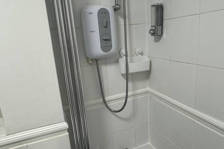 Entire apartment, Cool 1-bedroom apartment in Aylesbury in Aylesbury, Chiltern Hills