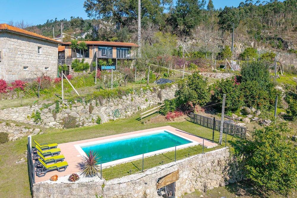 Casa da Portazinha.. in Bouro (Santa Maria), Braga District